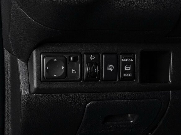2011 Nissan Note I Рестайлинг, синий - вид 14