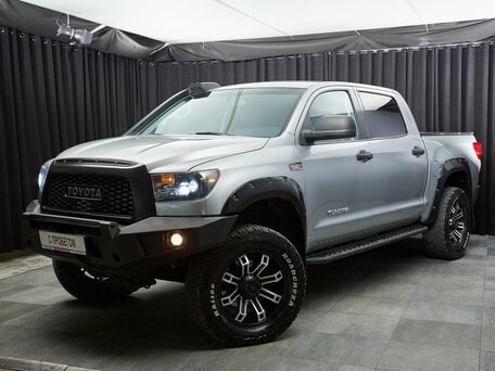 Toyota Tundra II