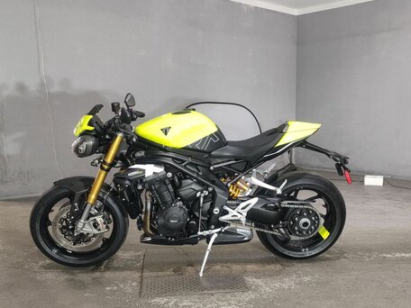 2025 Triumph Speed Triple, жёлтый, 1790000 рублей, вид 2