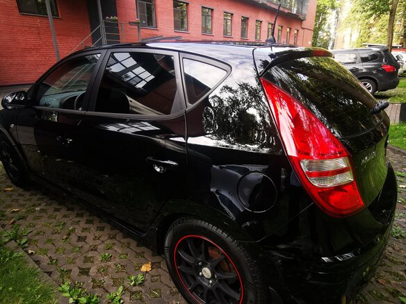 2011 Hyundai i30 I Рестайлинг, чёрный, 715000 рублей - вид 4