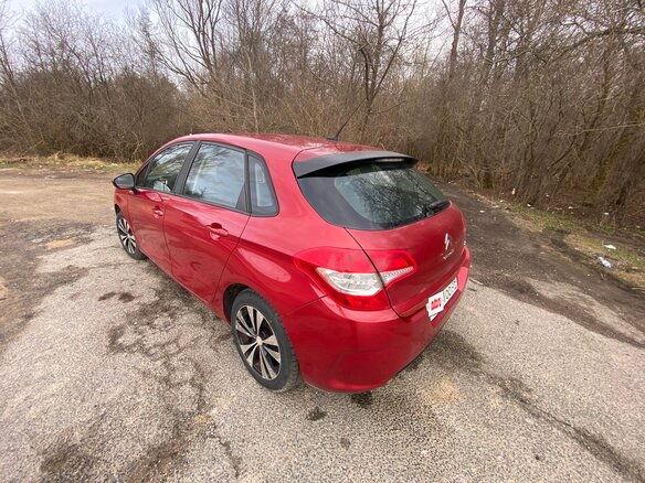 2011 Citroen C4 II, красный, 500000 рублей - вид 4