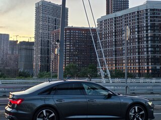 2019 Audi A6 55 TFSI V (C8), серый, 4900000 рублей, вид 3