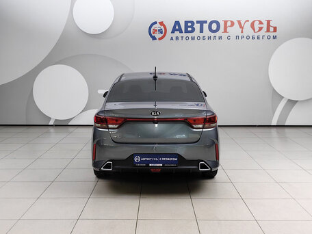 2020 Kia Rio IV Рестайлинг, серый, 1449000 рублей, вид 4