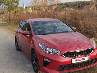 2019 Kia Ceed III, красный, 1650000 рублей, вид 4