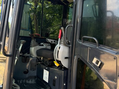 2021 Hitachi Гусеничные, 3000000 рублей, вид 5