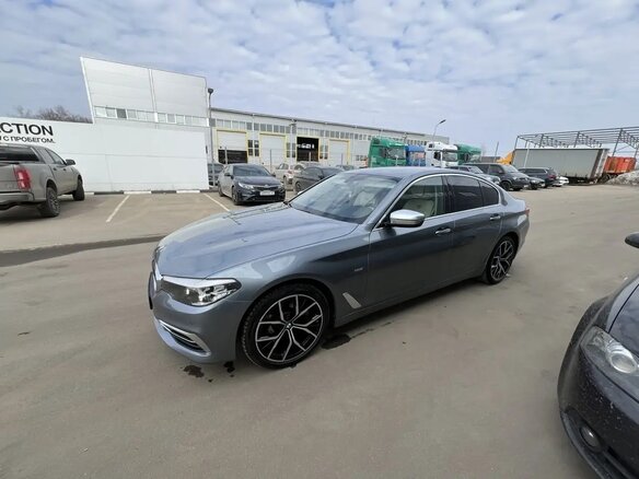 2017 BMW 5 серии 520d xDrive VII (G30/G31/G38), серый, 3300000 рублей - вид 1