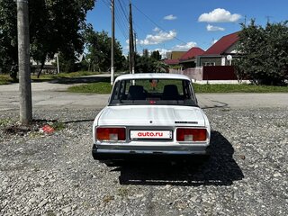 2008 Lada (ВАЗ) 2105, белый, 300000 рублей, вид 3