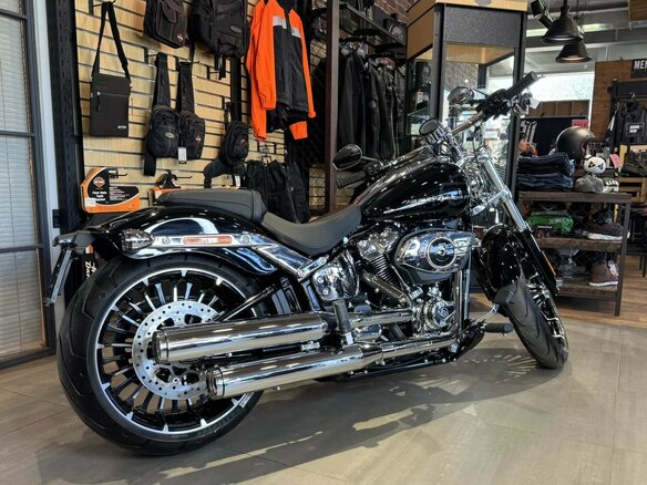2025 Harley-Davidson Breakout, чёрный, 3550000 рублей - вид 9