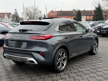2022 Kia XCeed I, чёрный, 2750000 рублей, вид 4