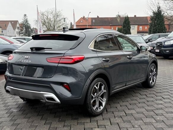 2022 Kia XCeed I, чёрный, 2750000 рублей - вид 3