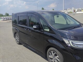 2018 Honda Stepwgn Spada V Рестайлинг, чёрный, 1980000 рублей, вид 3