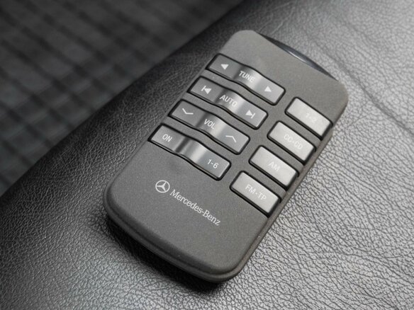 1997 Mercedes-Benz S-Класс 320 III (W140) Рестайлинг, белый, 5399000 рублей - вид 30