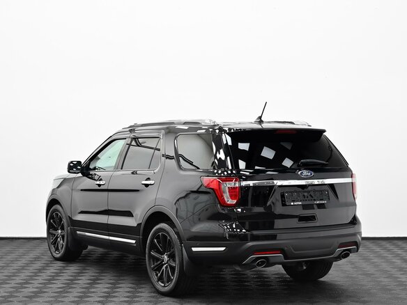 2018 Ford Explorer V Рестайлинг, чёрный, 2505000 рублей - вид 1
