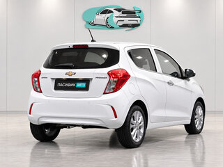 2022 Chevrolet Spark IV Рестайлинг, белый, 991500 рублей, вид 3