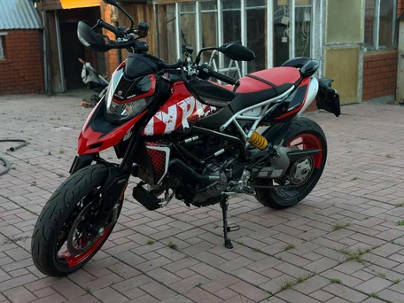 2021 Ducati Hypermotard, красный, 1150000 рублей, вид 1