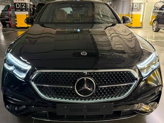 2026 Mercedes-Benz E-Класс 300 VI (W214, S214), чёрный, 9460000 рублей, вид 2