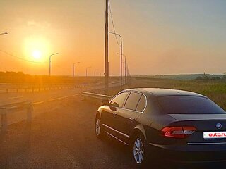 2013 Skoda Superb II Рестайлинг, коричневый, 865000 рублей, вид 4