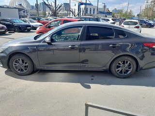2018 Kia Optima IV, серый, 1450000 рублей, вид 4