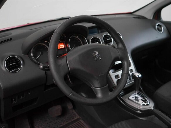 2013 Peugeot 408 I, красный, 539000 рублей - вид 12