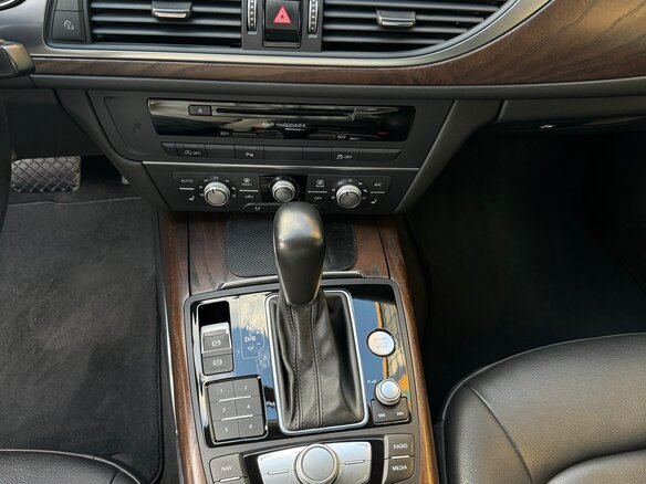 2016 Audi A6 IV (C7) Рестайлинг, чёрный, 1950000 рублей - вид 19