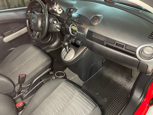 2008 Mazda 2 II (DE), красный, 690000 рублей - вид 15
