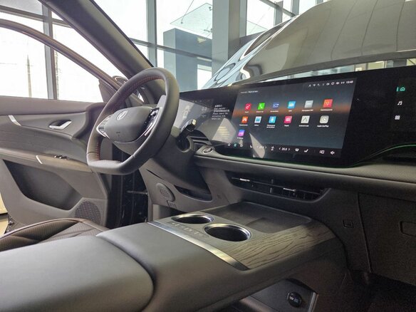 2025 Changan CS75 Plus IV, чёрный, 4249900 рублей - вид 25