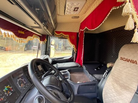 2007 Scania P-series, красный, 5500000 рублей, вид 4