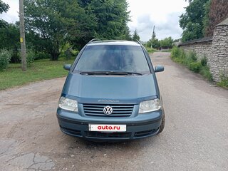 2003 Volkswagen Sharan I Рестайлинг, синий, 520000 рублей, вид 1