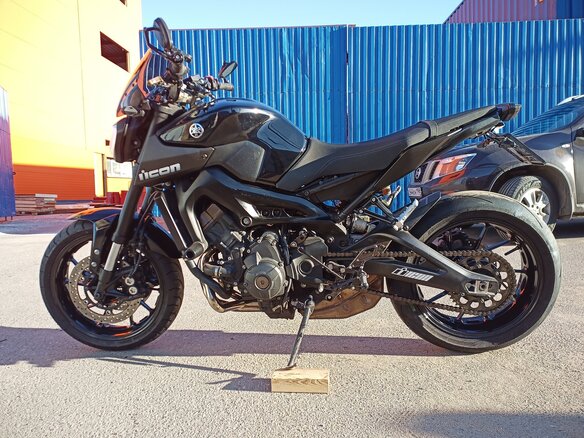 2014 Yamaha MT-09 (FZ-09), чёрный, 600000 рублей