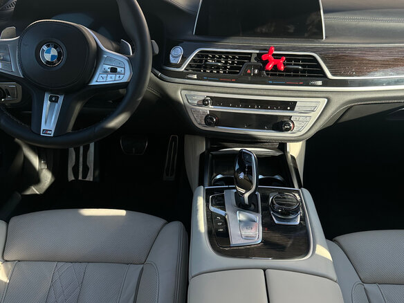 2021 BMW 7 серии 740i VI (G11/G12) Рестайлинг, чёрный, 5800000 рублей - вид 13
