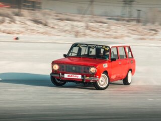 1985 Lada (ВАЗ) 2102, красный, 300000 рублей, вид 1
