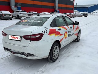 2024 Lada (ВАЗ) Vesta I Рестайлинг (NG), белый, 1010000 рублей, вид 2