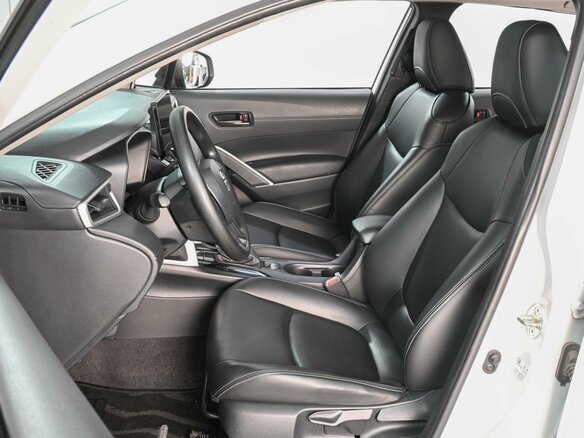 2024 Toyota Corolla Cross I, белый, 2969000 рублей - вид 9