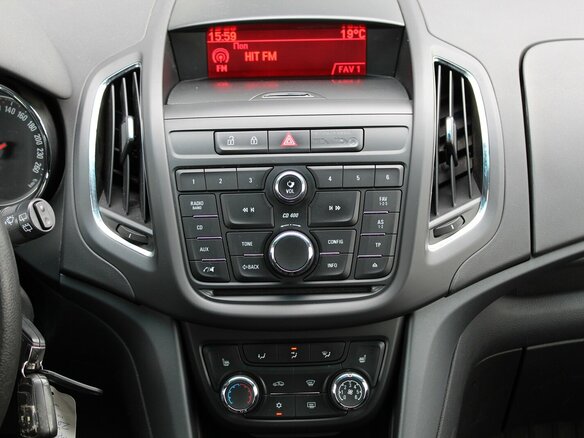 2012 Opel Zafira C, коричневый - вид 11