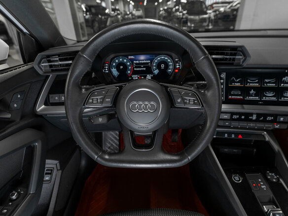 2021 Audi A3 Sportback 35 TFSI IV (8Y), белый, 2880000 рублей - вид 8