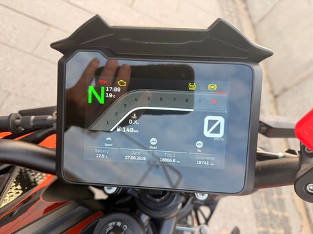 2024 KTM 990 Duke, чёрный, 1230000 рублей, вид 5