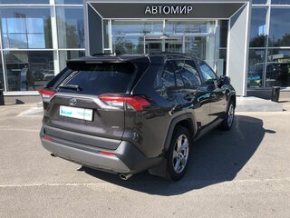 2020 Toyota RAV4 V (XA50), коричневый, 3179500 рублей, вид 5