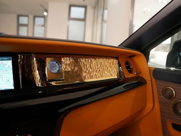2025 Rolls-Royce Phantom Extended VIII Рестайлинг (Series II), чёрный, 89000000 рублей - вид 15