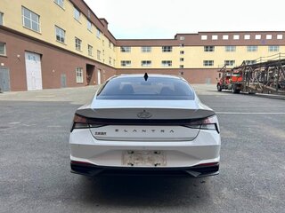 2022 Hyundai Elantra VII (CN7), белый, 1650000 рублей, вид 3