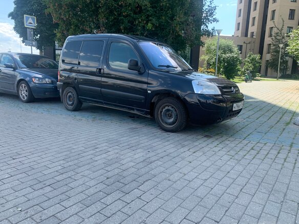 2007 Citroen Berlingo I Рестайлинг, чёрный, 259259 рублей - вид 1