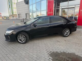 2016 Toyota Camry US Market VII (XV50) Рестайлинг, чёрный, 2090000 рублей, вид 4