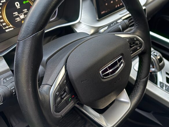 2021 Geely Coolray I, синий, 1580000 рублей - вид 18