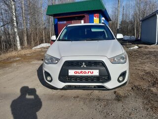 2013 Mitsubishi ASX I Рестайлинг, белый, 1100000 рублей, вид 1