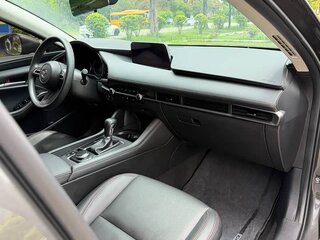 2022 Mazda 3 Axela IV (BP), серый, 1700000 рублей, вид 4
