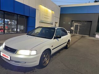 2000 Isuzu Gemini V, белый, 377000 рублей, вид 1