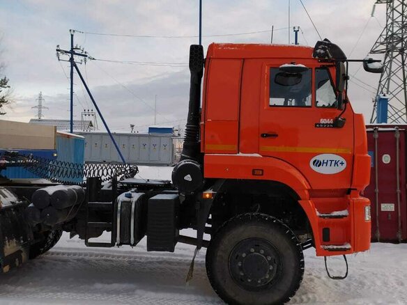 2020 КамАЗ 65225, оранжевый, 4000000 рублей - вид 3
