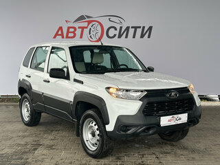 2024 Lada (ВАЗ) Niva Travel I, белый, 1050000 рублей, вид 2