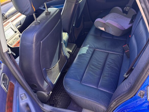 1998 Audi A4 I (B5), синий, 660000 рублей - вид 27