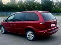 2005 Dodge Caravan Grand IV, красный, 580000 рублей - вид 4