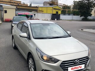 2018 Hyundai Solaris II, бежевый, 990000 рублей, вид 3